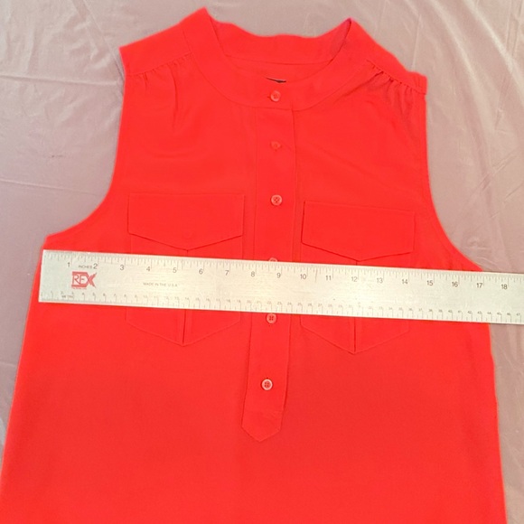J. Crew Red Mandarin Collar Sleeveless Half Button Up Blouse Size 2/XS - Picture 6 of 7